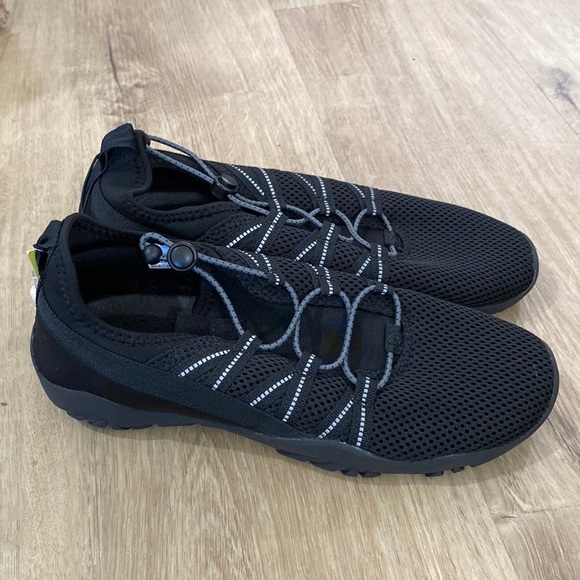 all in motion Other - NEW Men’s All In Motion Max Water Shoes